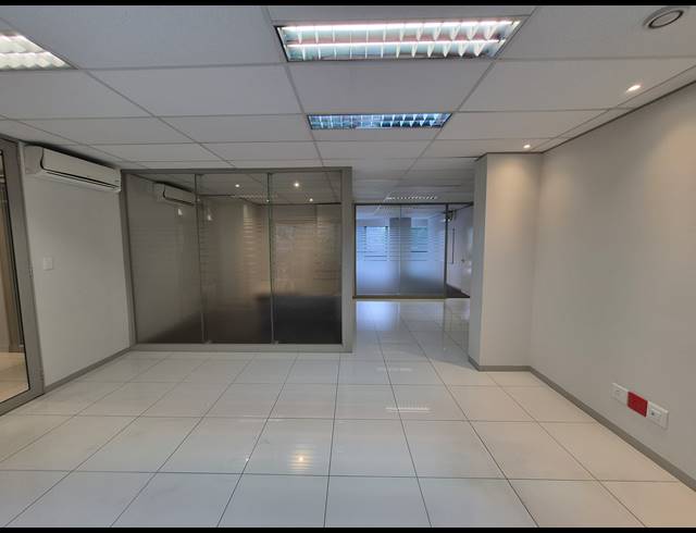 375M² OFFICE TO LET IN BEDFORDVIEW